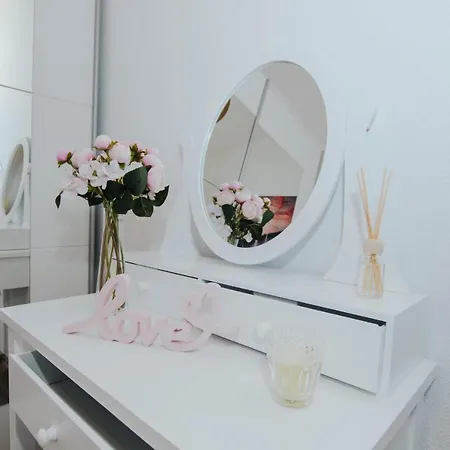 Blaise アパート トロギール