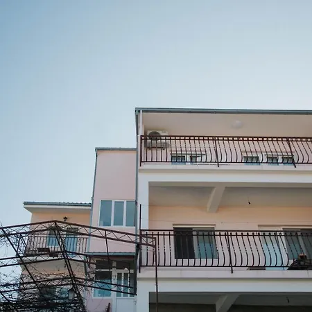 Apartament Blaise *