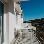 Blaise Apartman *