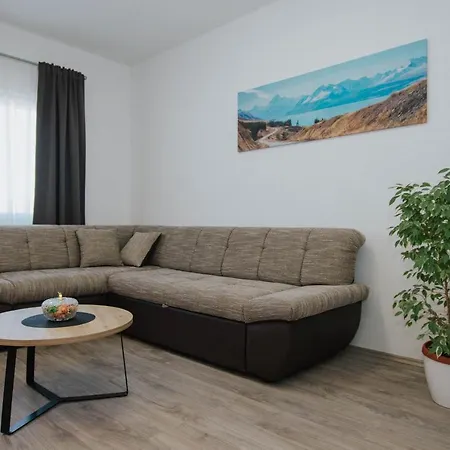 Apartment Blaise *