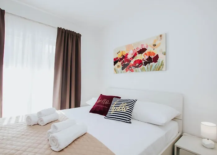 Апартаменты Blaise Трогир