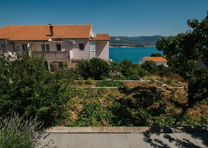 Blaise Апартаменты