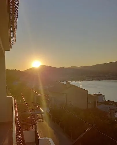 Апартаменты Blaise Трогир